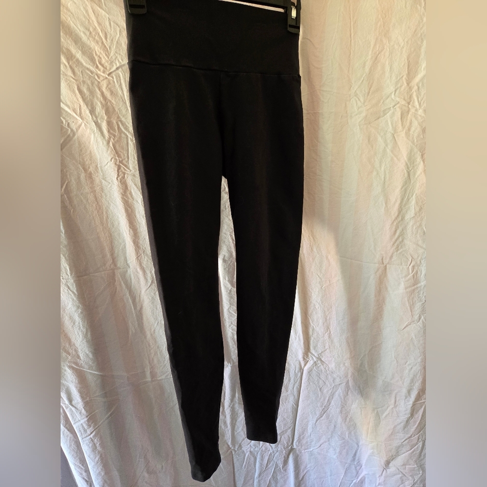 UGG Black High-Waisted Leggings